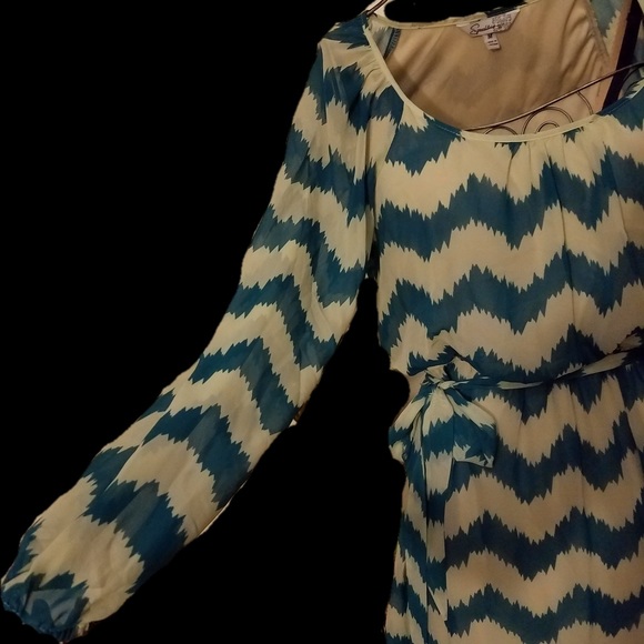 Green / Beige Dress by Speechless. - Picture 5 of 5